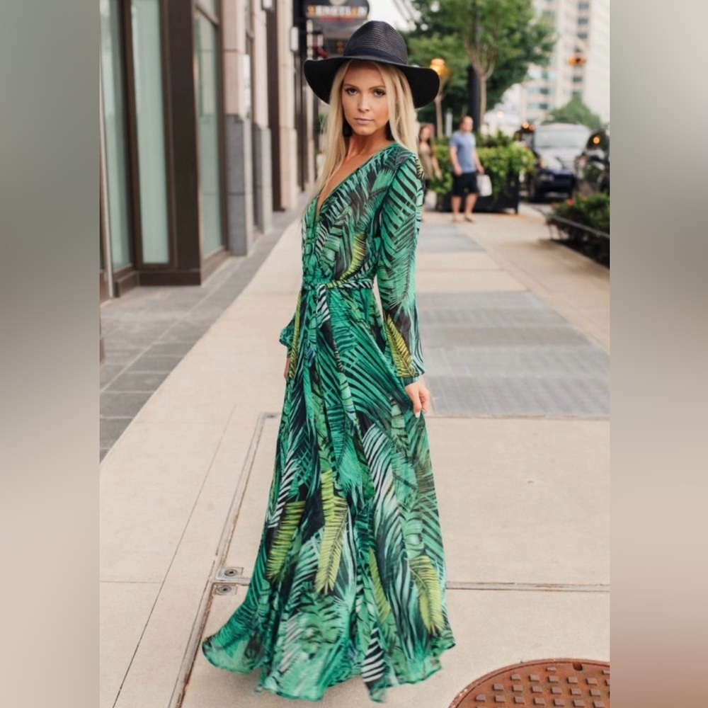 NWT Tropical Green WHY Wrapped Skirt and bodysuit Set XL